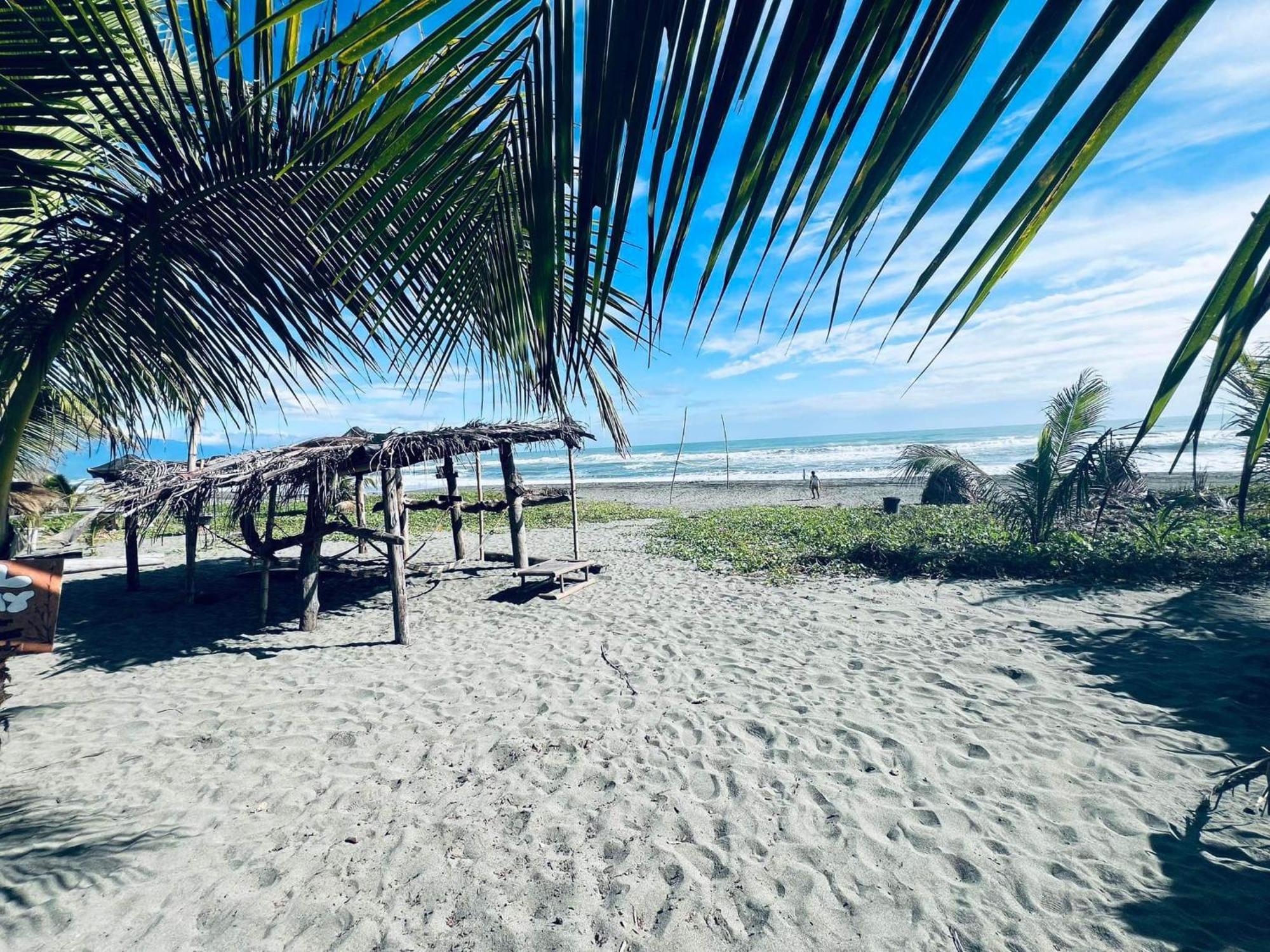 North Shore Beach Resort バレル エクステリア 写真